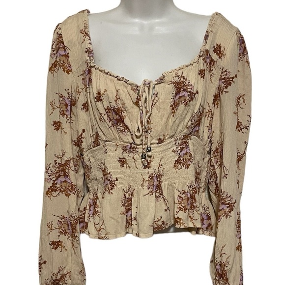 Floral Print Square Neckline Crop Top long sleeve rush blouse - Picture 3 of 11